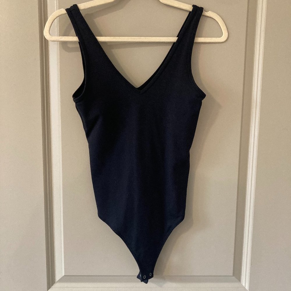 Abercrombie Seamless V Neck Tank Bodysuit